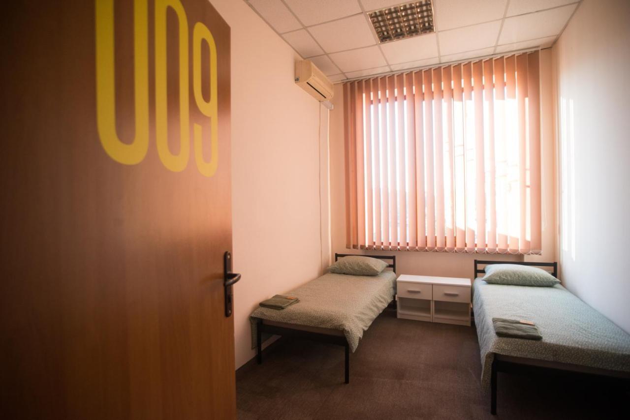 Si-Yo Hostel Ужгород Экстерьер фото