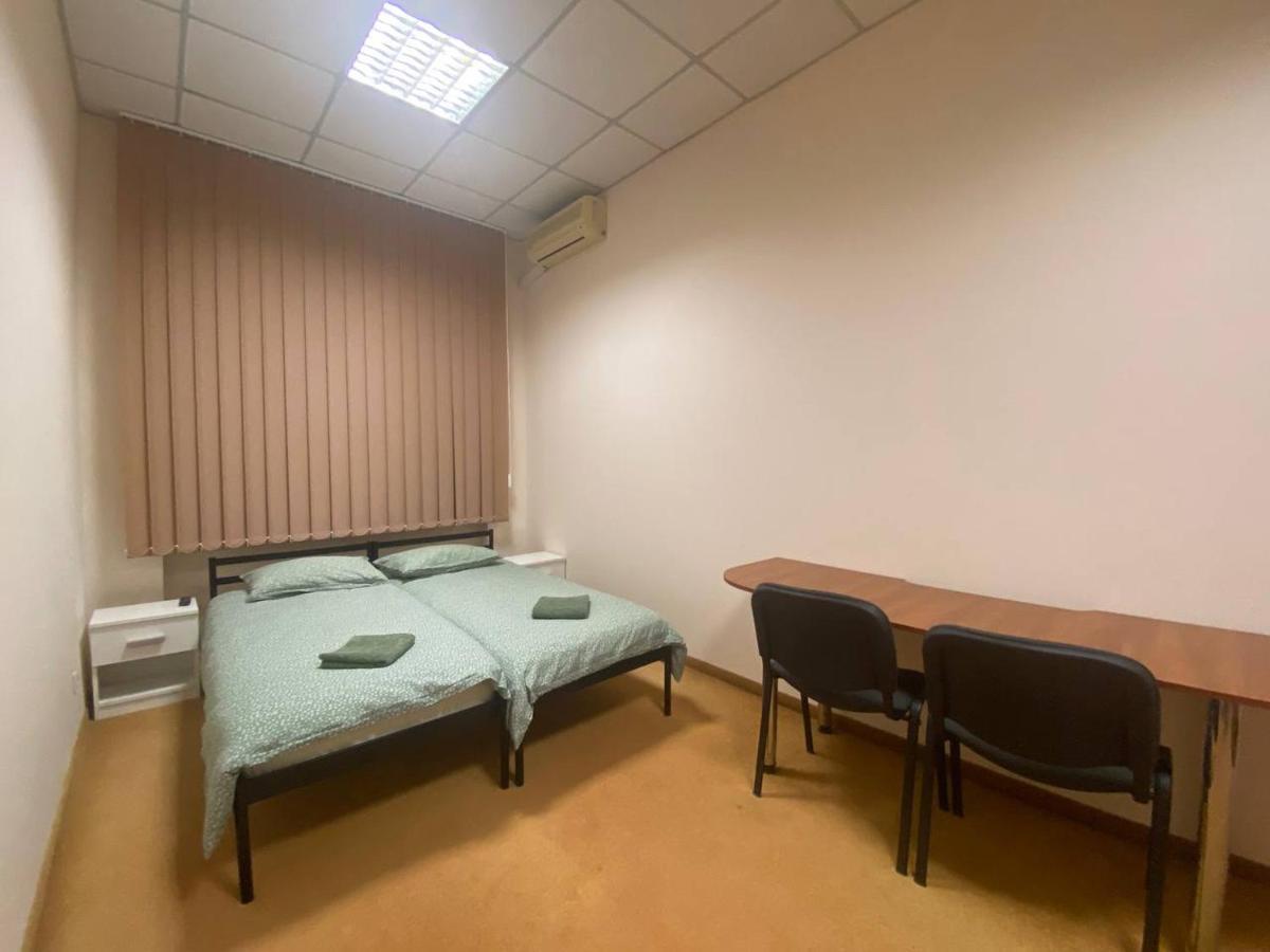 Si-Yo Hostel Ужгород Экстерьер фото