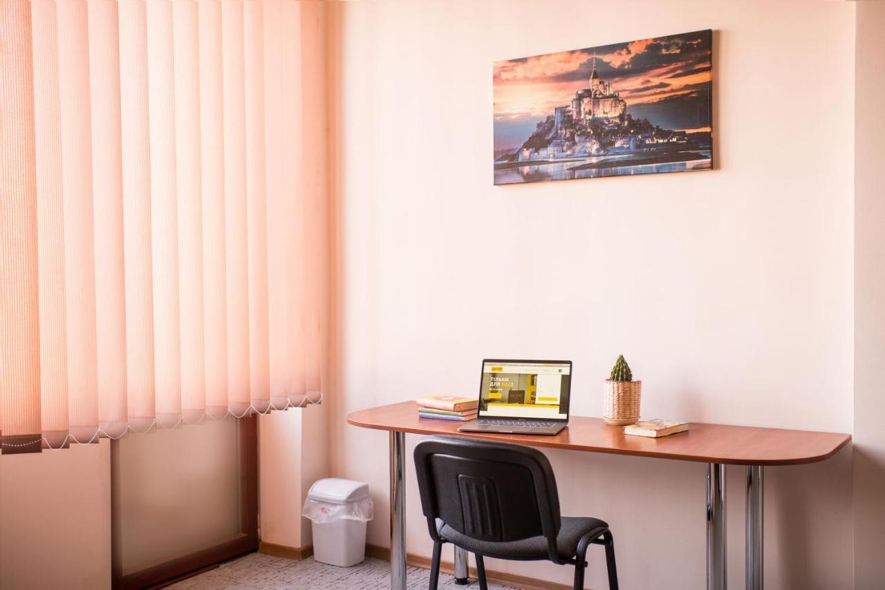 Si-Yo Hostel Ужгород Экстерьер фото