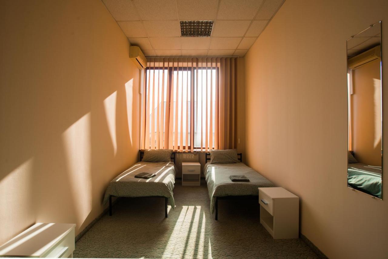 Si-Yo Hostel Ужгород Экстерьер фото