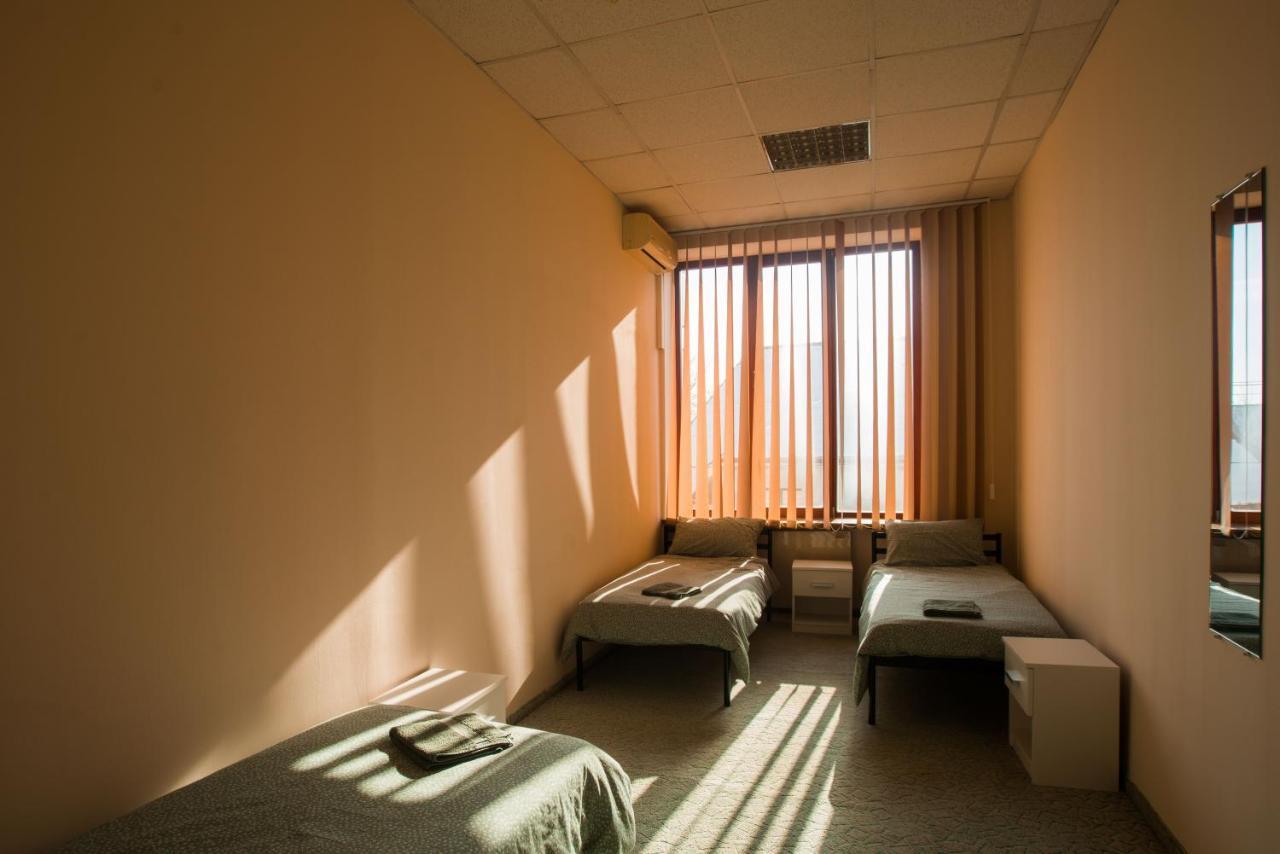 Si-Yo Hostel Ужгород Экстерьер фото
