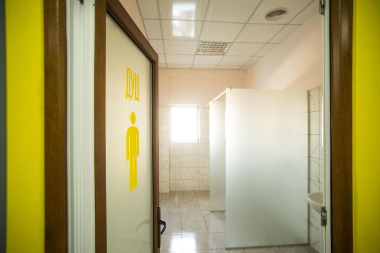 Si-Yo Hostel Ужгород Экстерьер фото