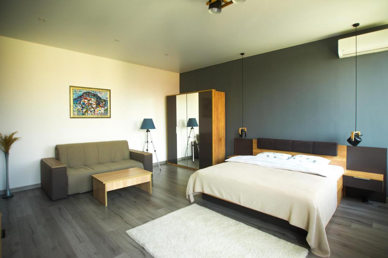 Si-Yo Hostel Ужгород Экстерьер фото