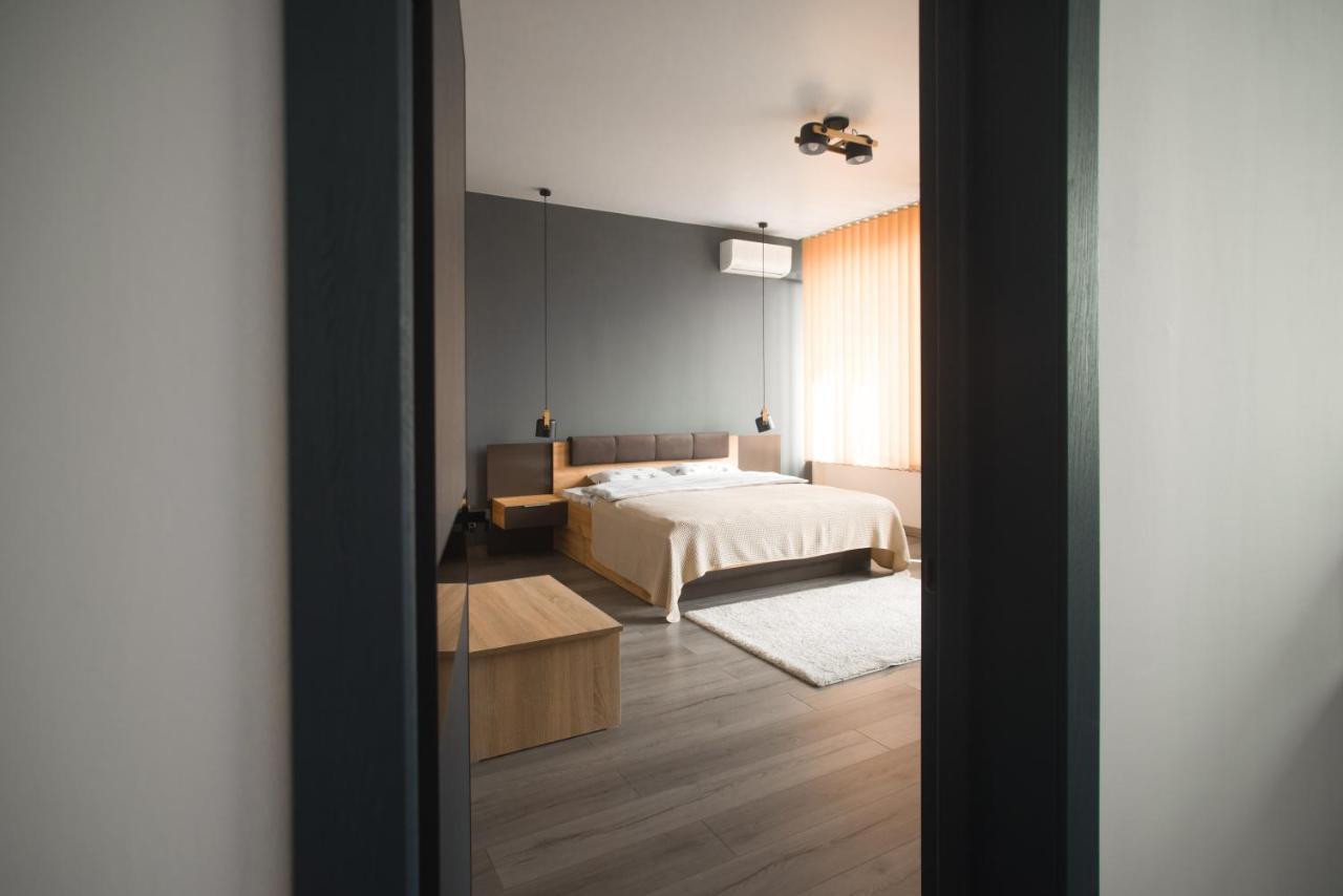 Si-Yo Hostel Ужгород Экстерьер фото